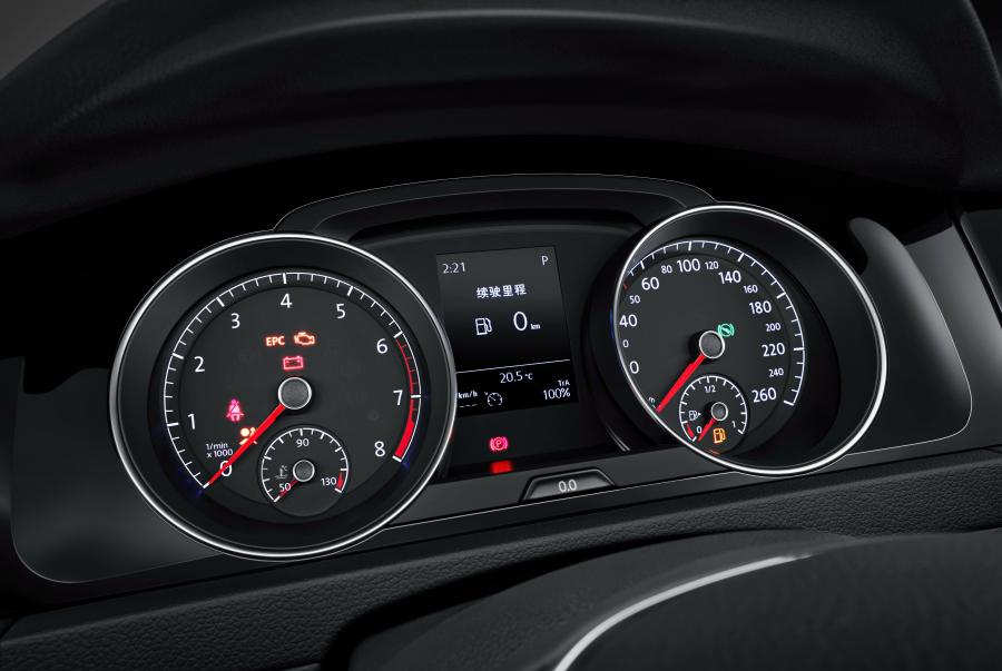  Volkswagen Golf Edition 25 2016 года  (фото 3 из 3)